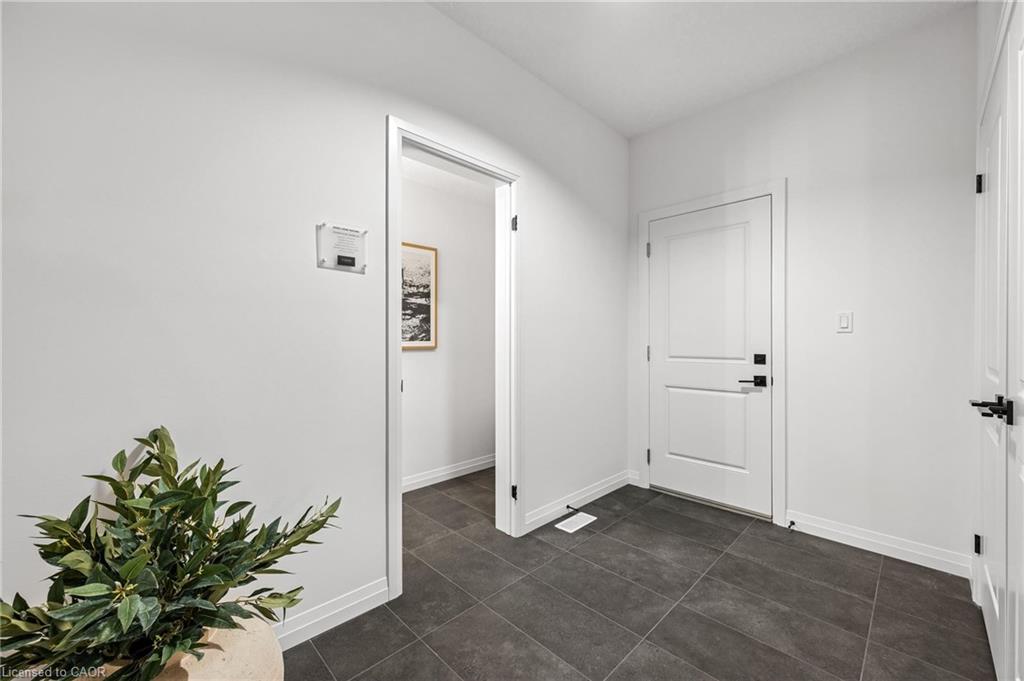 1681 Dunkirk Avenue Property Photo 16