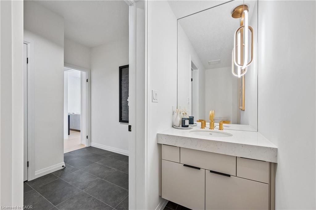 1681 Dunkirk Avenue Property Photo 17