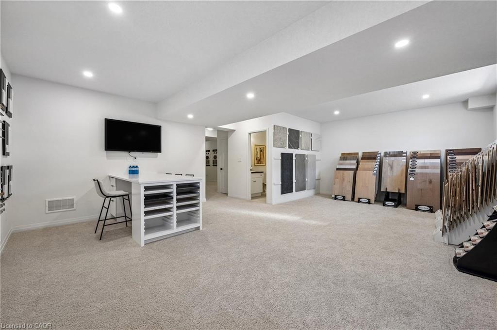 1681 Dunkirk Avenue Property Photo 34