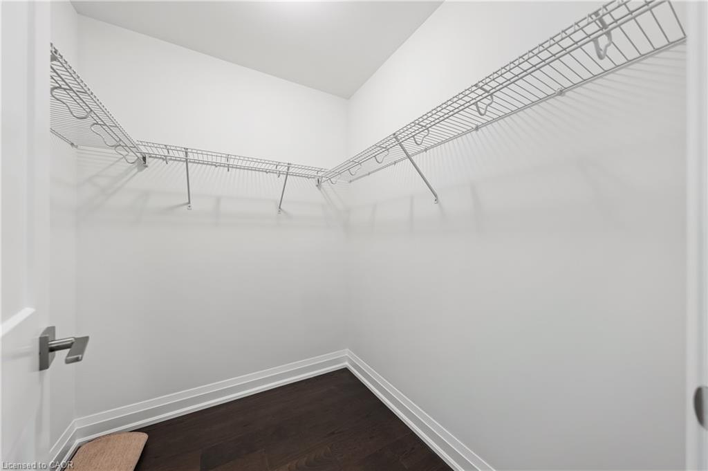 23-675 Victoria Road N Property Photo 32