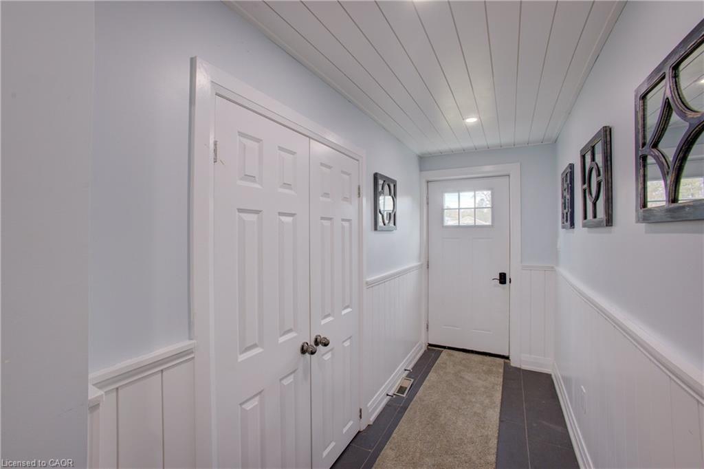 4 Browns Lane Property Photo 10