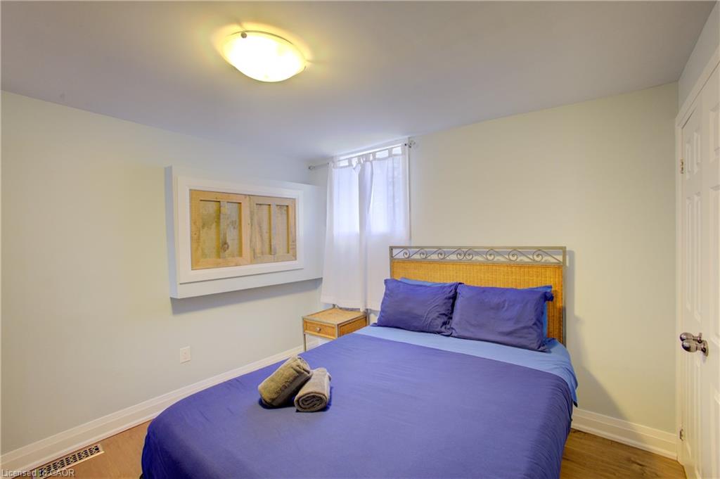 4 Browns Lane Property Photo 25