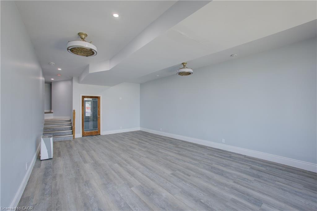 4 Browns Lane Property Photo 28