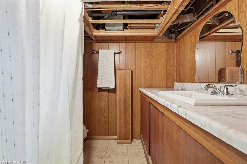 96 Huxley Avenue S Property Photo 41