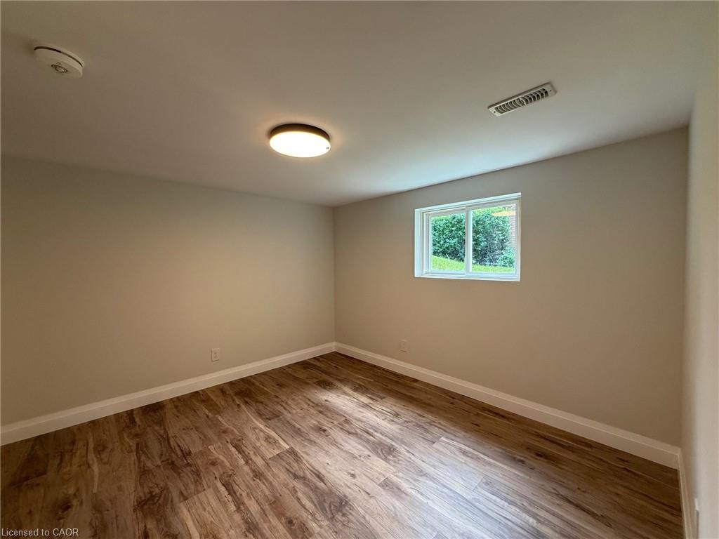 115 Speedvale Avenue W Property Photo 7