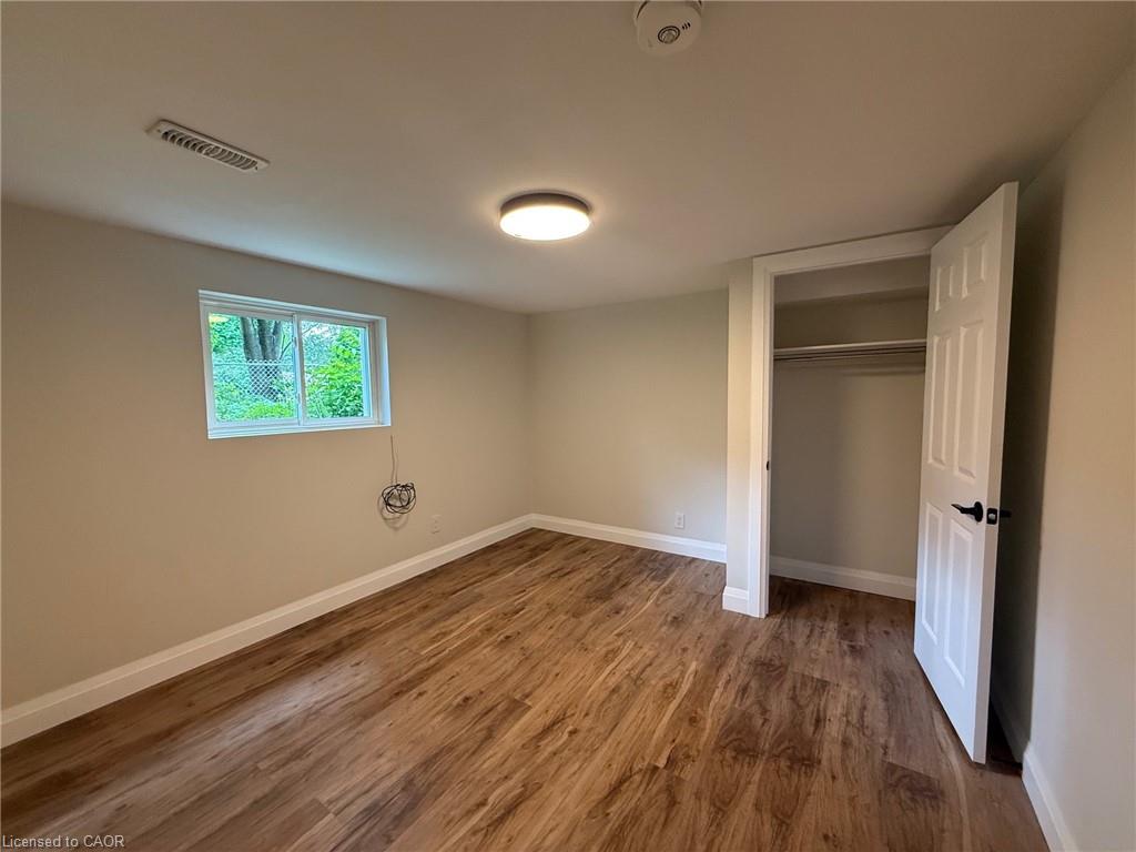 115 Speedvale Avenue W Property Photo 9