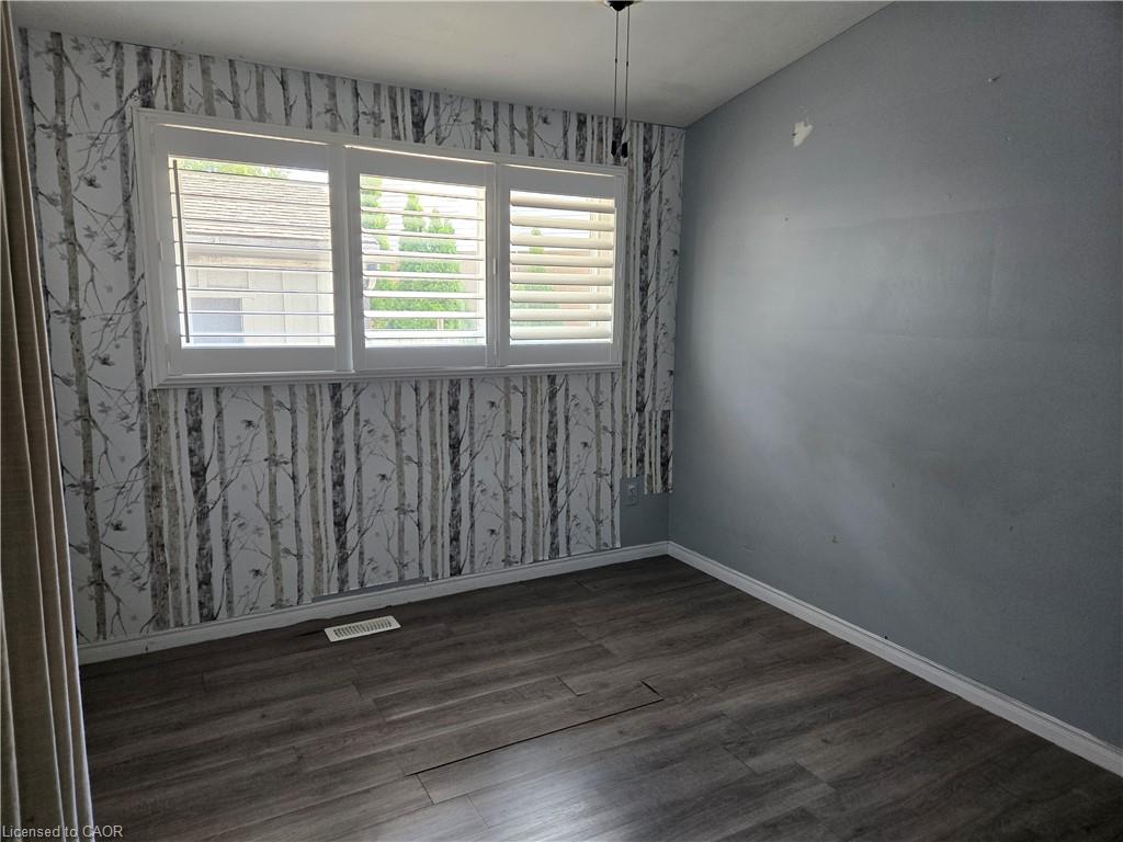 17 Carmen Avenue Property Photo 15