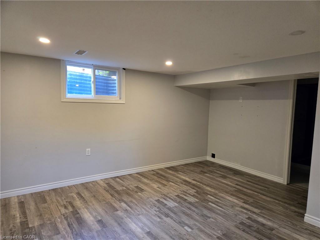 17 Carmen Avenue Property Photo 18