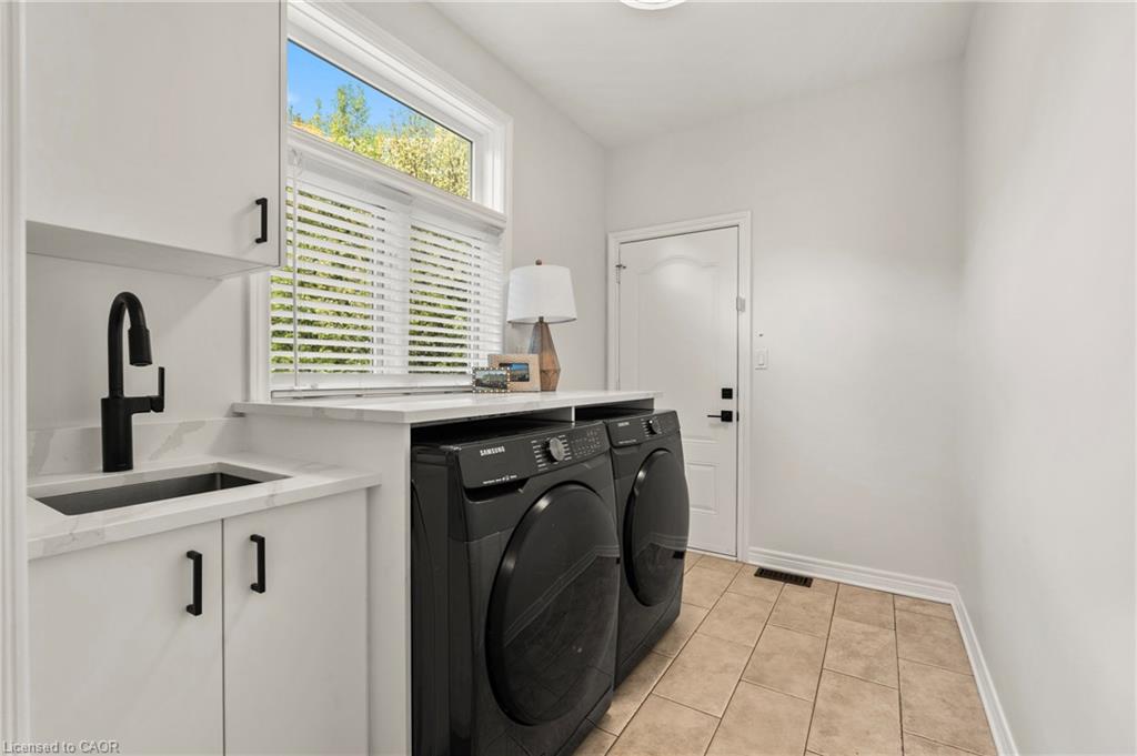 24 Red Haven Drive Property Photo 17