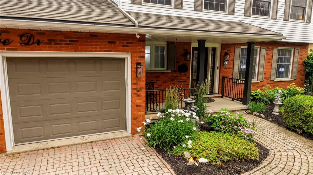 5 Danube Drive Property Photo 5