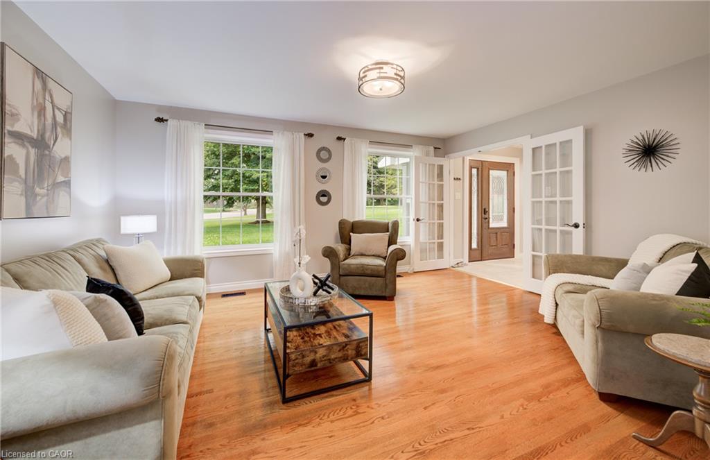 5 Danube Drive Property Photo 8