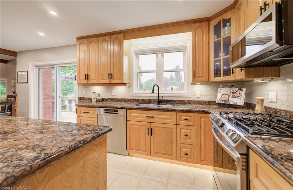 5 Danube Drive Property Photo 9