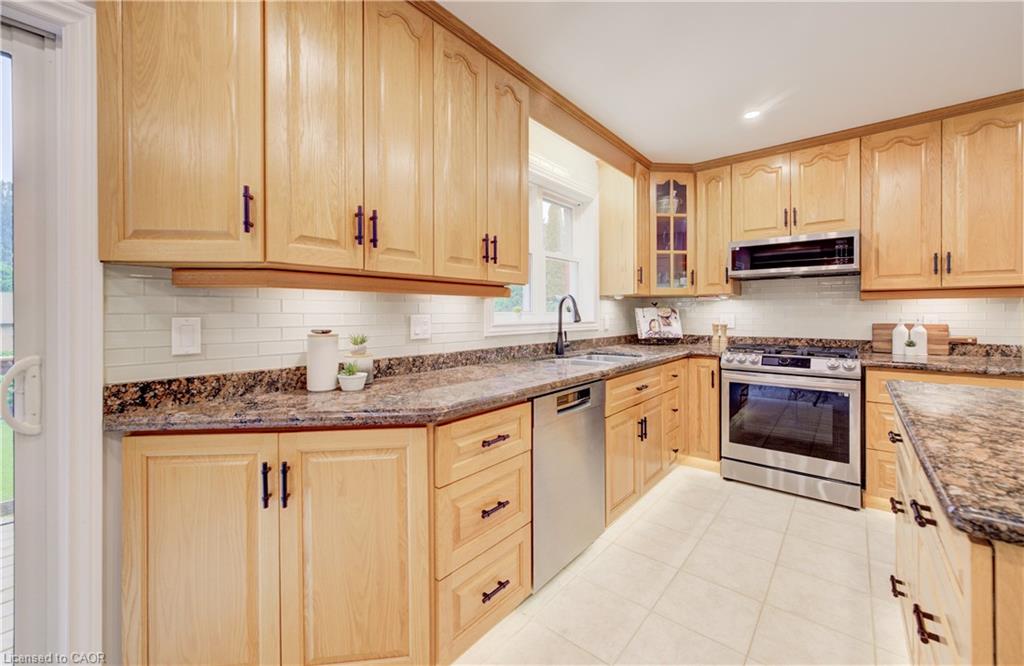 5 Danube Drive Property Photo 10