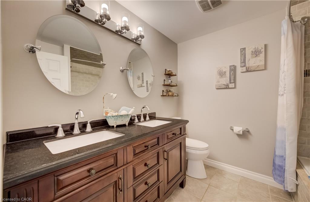 5 Danube Drive Property Photo 20