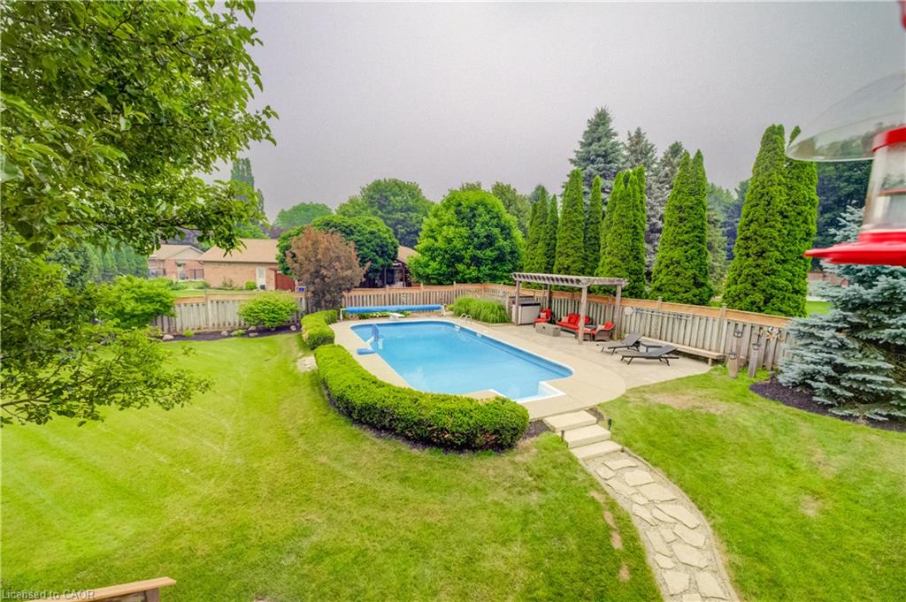 5 Danube Drive Property Photo 35