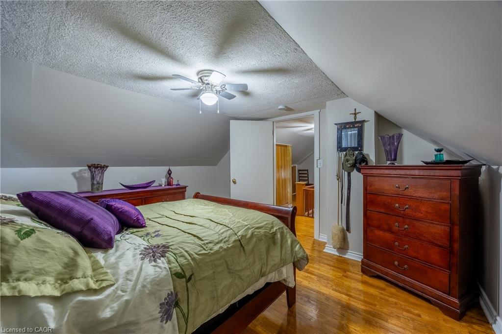 23 Pine Street Property Photo 16