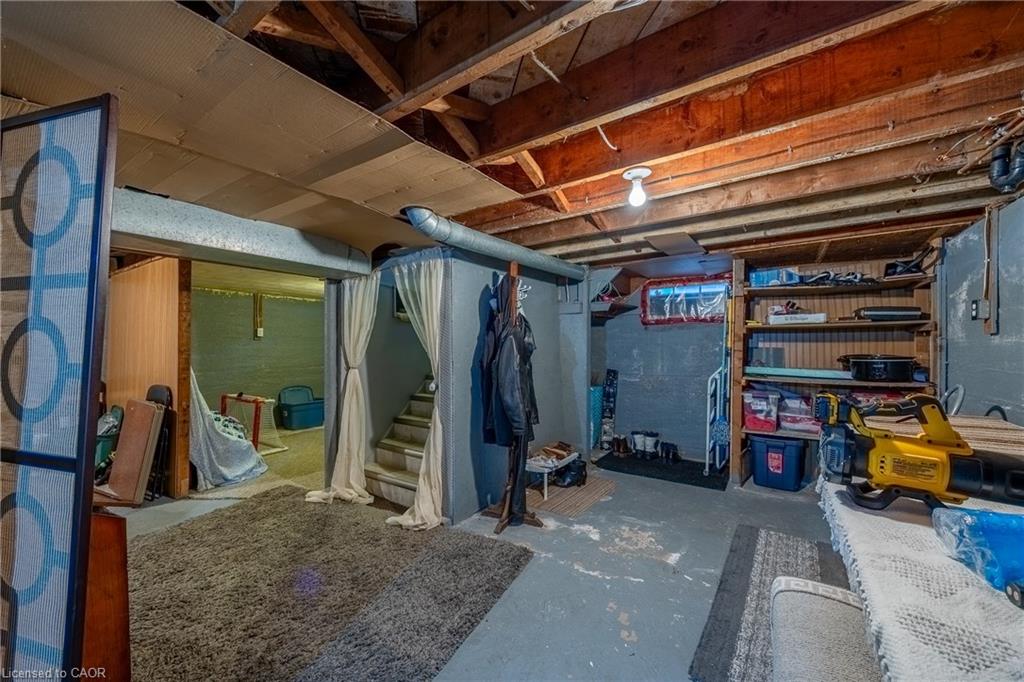 23 Pine Street Property Photo 22
