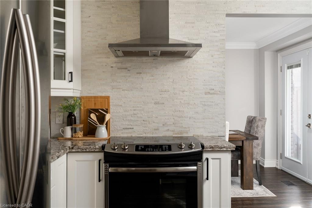 20 San Marino Crescent Property Photo 14