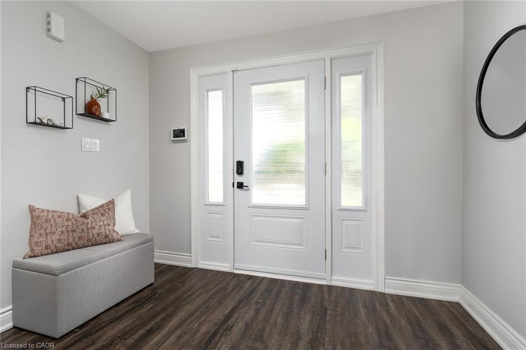 20 San Marino Crescent Property Photo 22