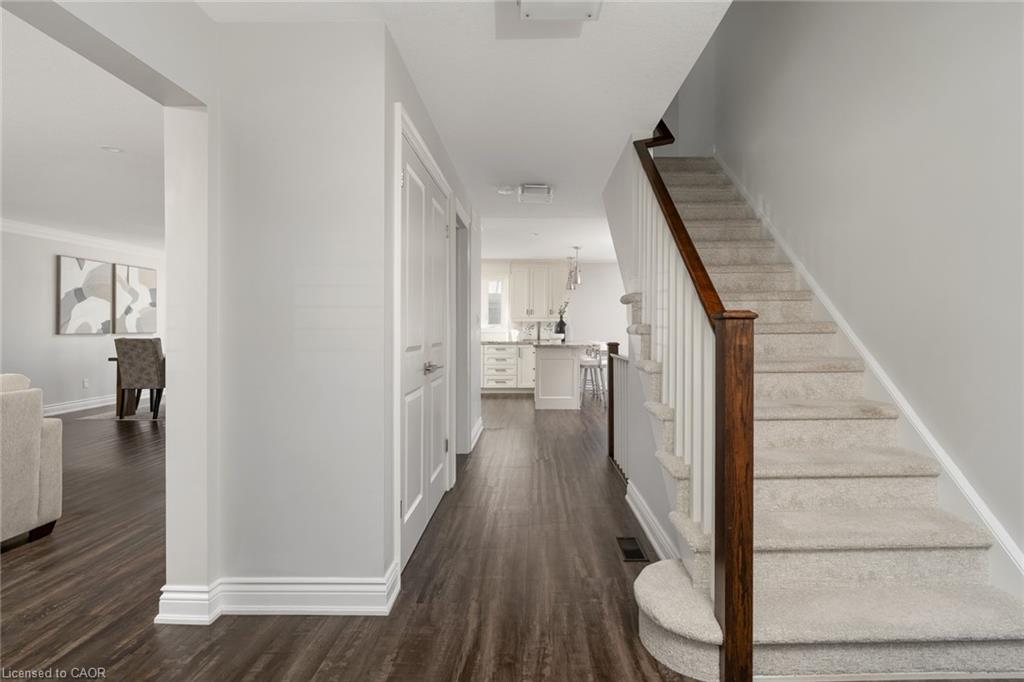 20 San Marino Crescent Property Photo 24