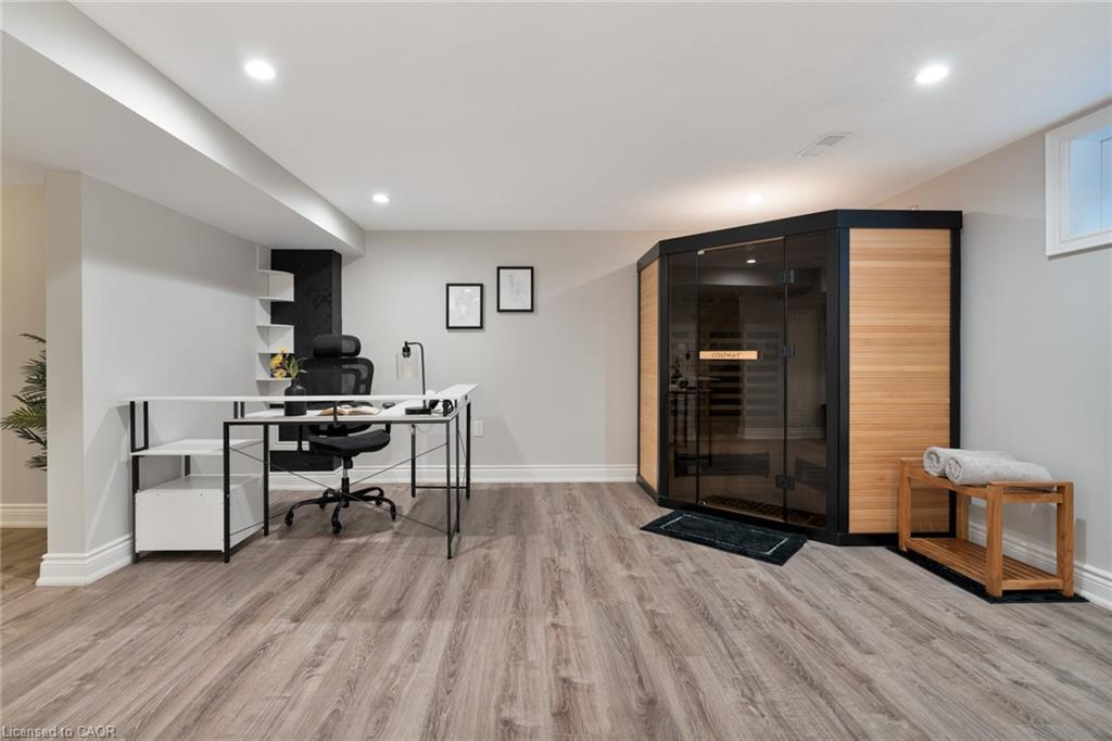 20 San Marino Crescent Property Photo 38