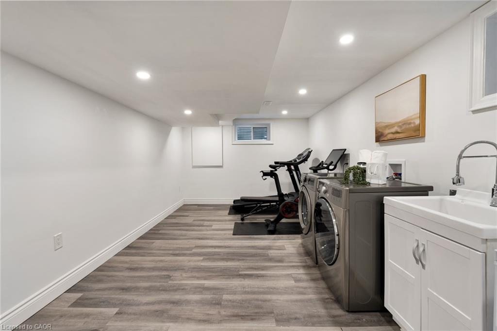 20 San Marino Crescent Property Photo 41