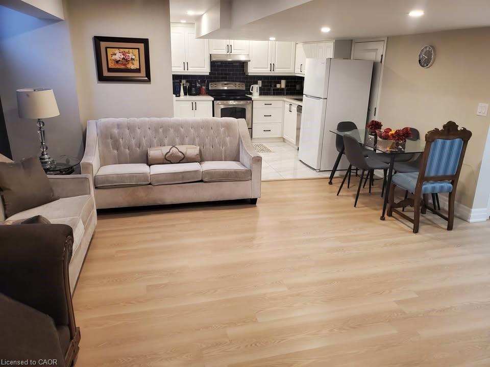 7 Woodhouse Street Property Photo 3