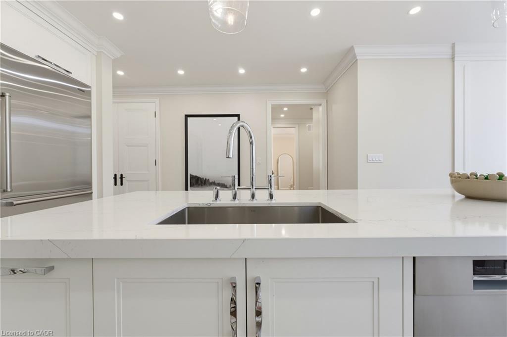 2269 Wuthering Heights Way Property Photo 13
