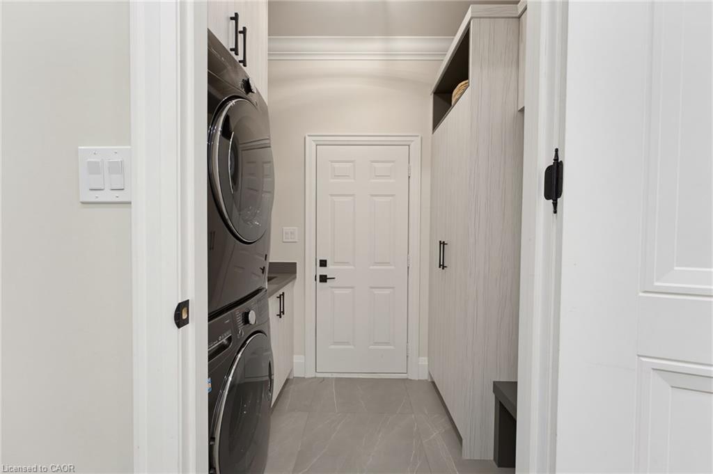 2269 Wuthering Heights Way Property Photo 28