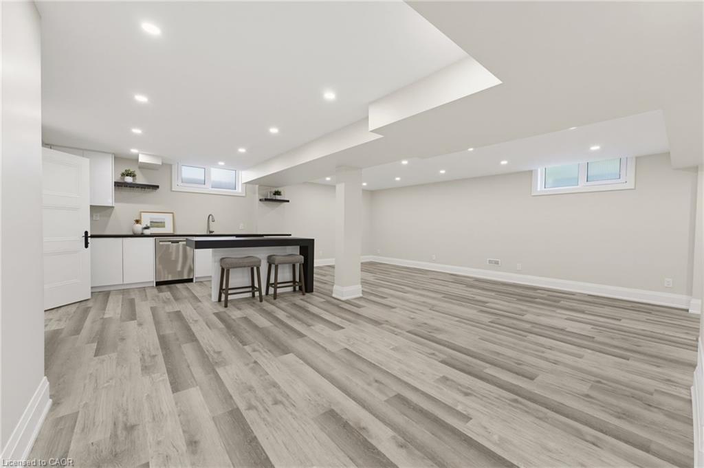 2269 Wuthering Heights Way Property Photo 37
