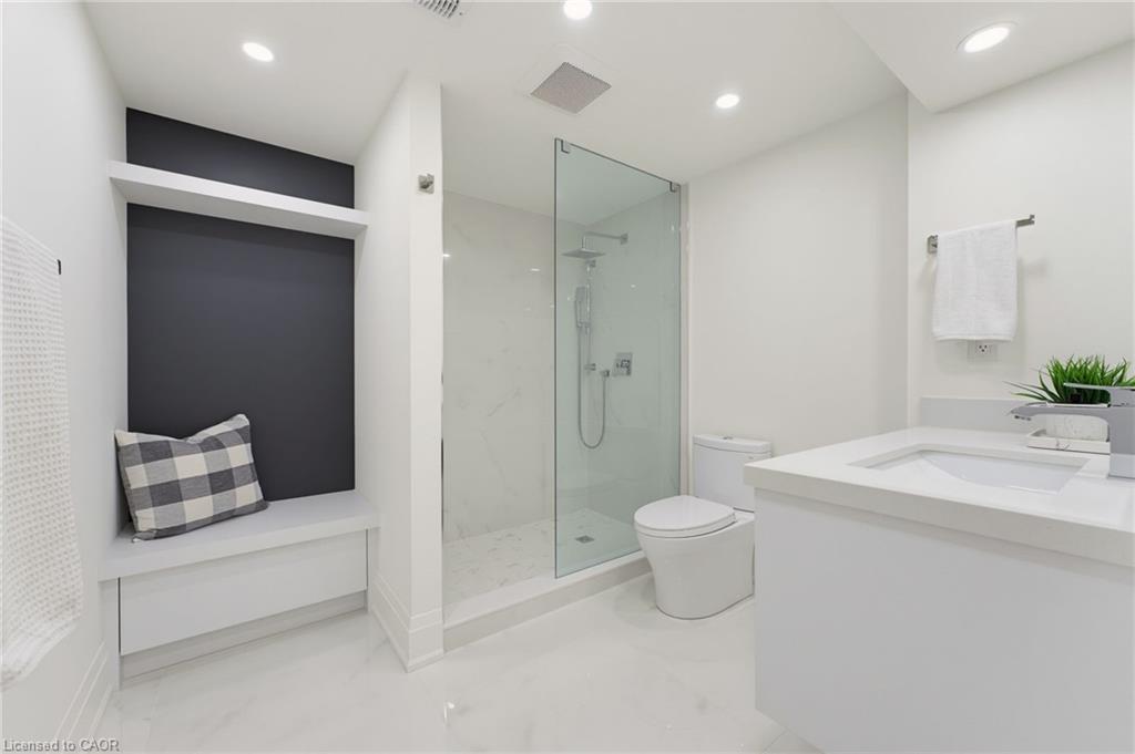 2269 Wuthering Heights Way Property Photo 42