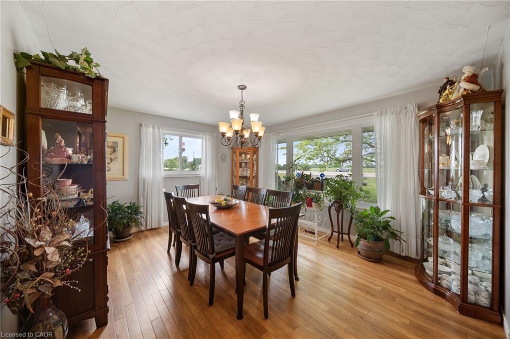 57 Talbot Street W Property Photo 17