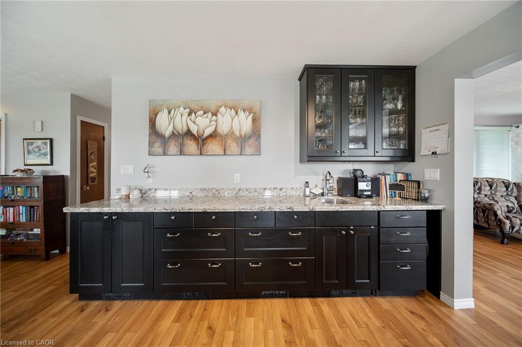 57 Talbot Street W Property Photo 23
