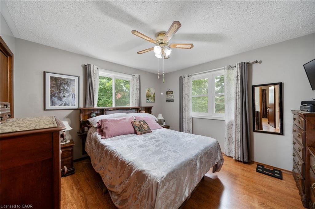 57 Talbot Street W Property Photo 35