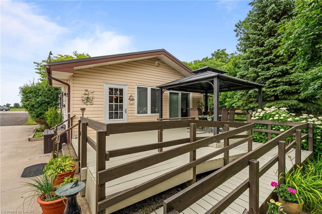 57 Talbot Street W Property Photo 44