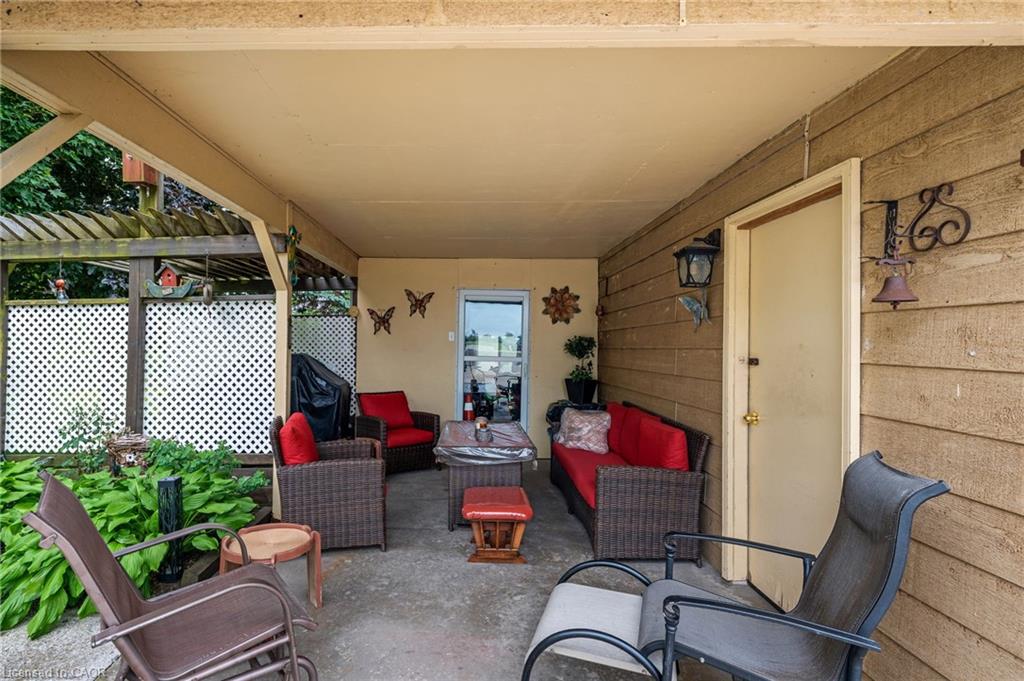 57 Talbot Street W Property Photo 47