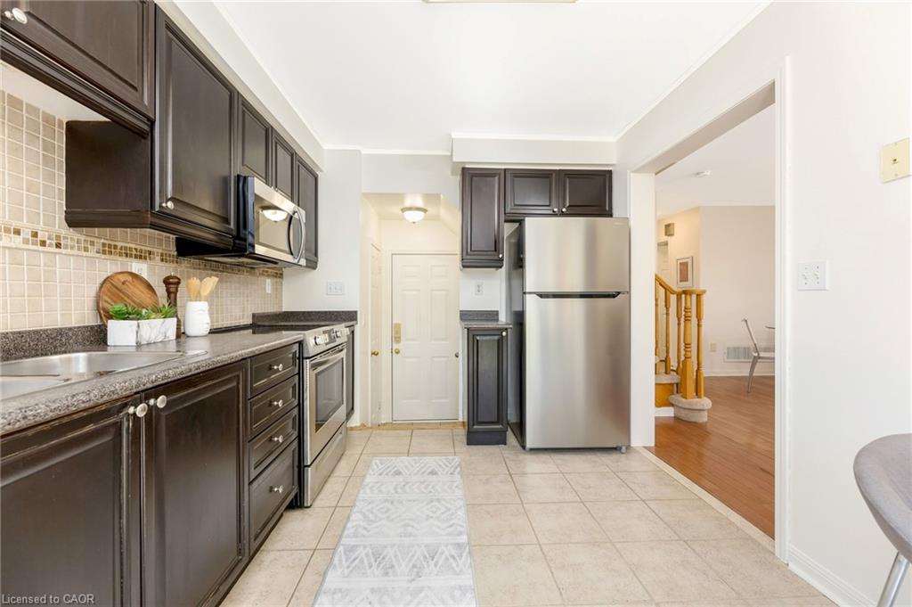 430 Patterson Drive Property Photo 10