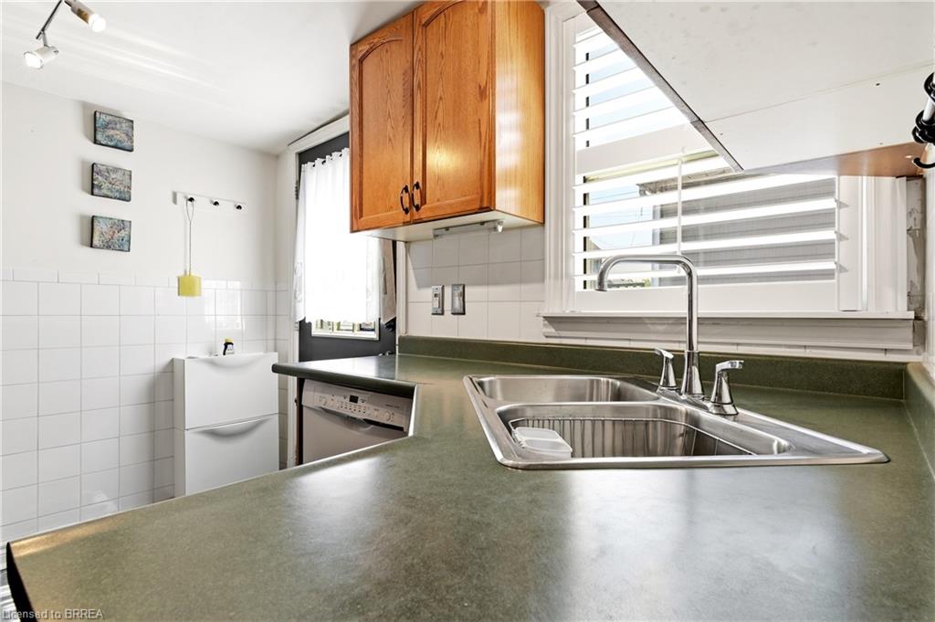 23 Britannia Avenue Property Photo 13