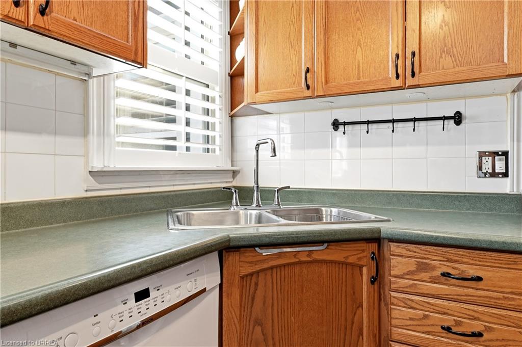 23 Britannia Avenue Property Photo 14