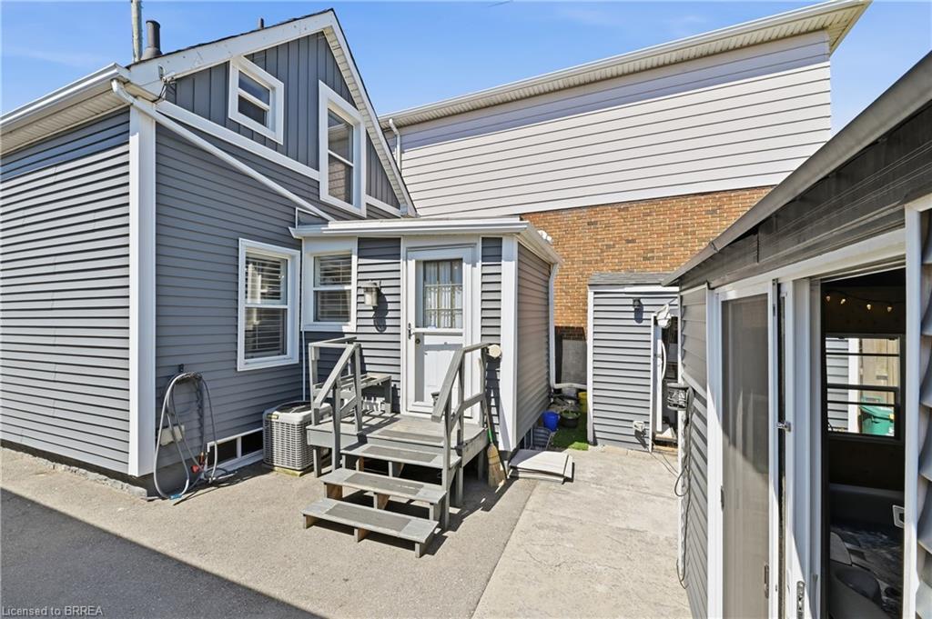 23 Britannia Avenue Property Photo 25