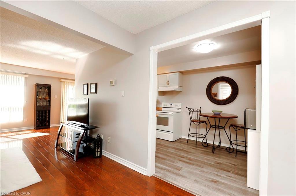 34-1226 Kirstie Court Property Photo 5
