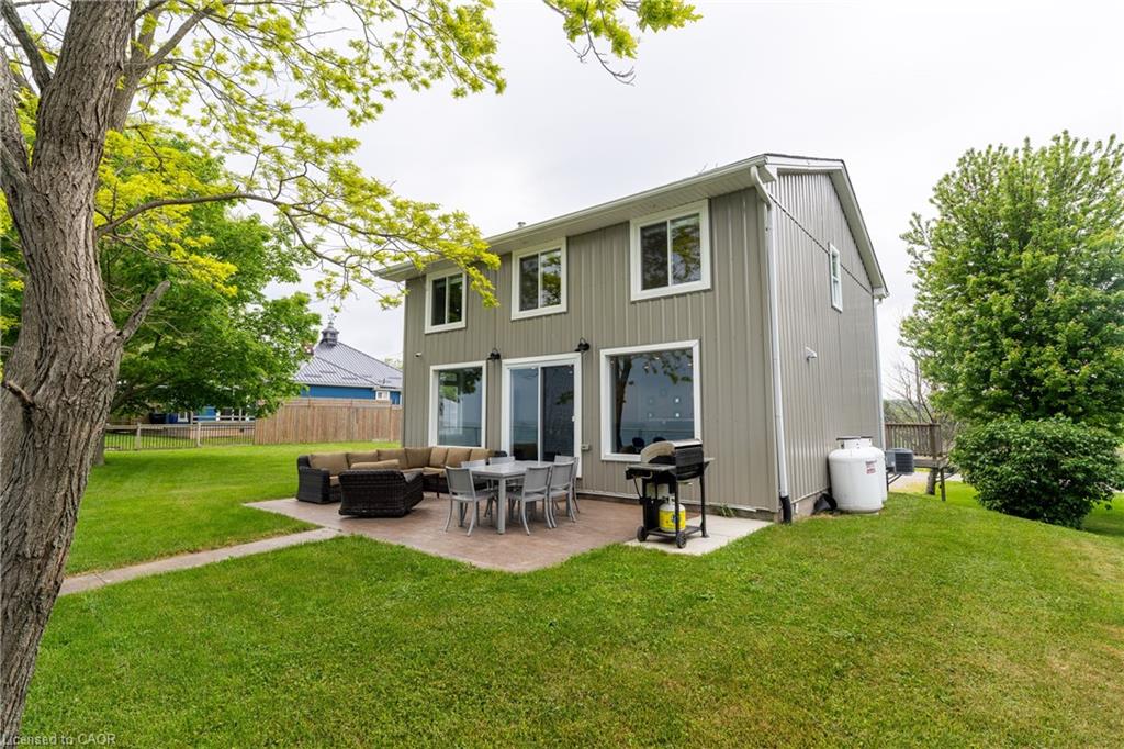 2118 Lakeshore Road Property Photo 6