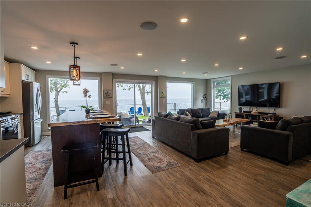 2118 Lakeshore Road Property Photo 16