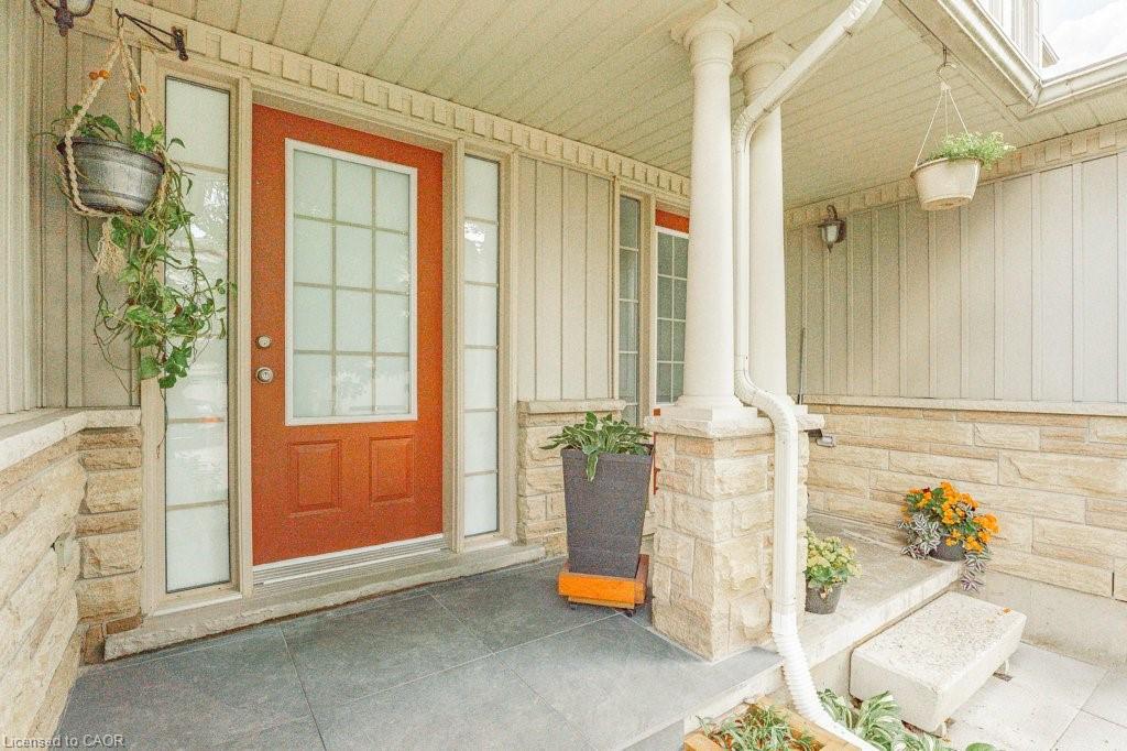 E33-110 Activa Avenue Property Photo 8