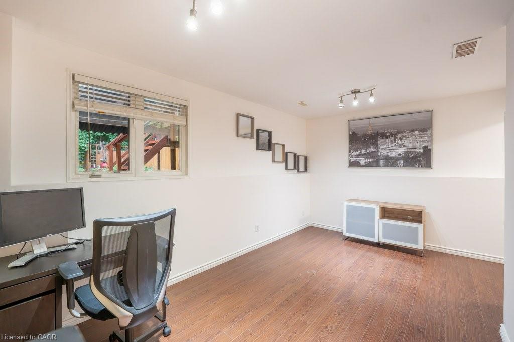 E33-110 Activa Avenue Property Photo 14