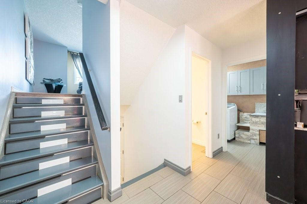E33-110 Activa Avenue Property Photo 25