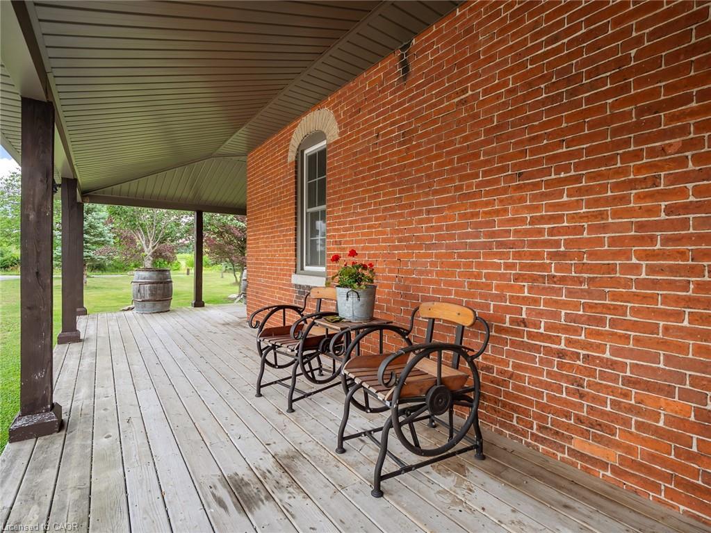 118 River Road Property Photo 4