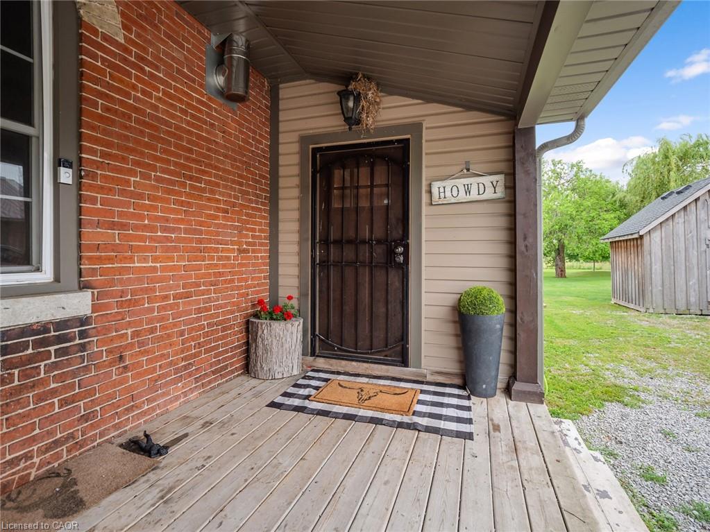 118 River Road Property Photo 6
