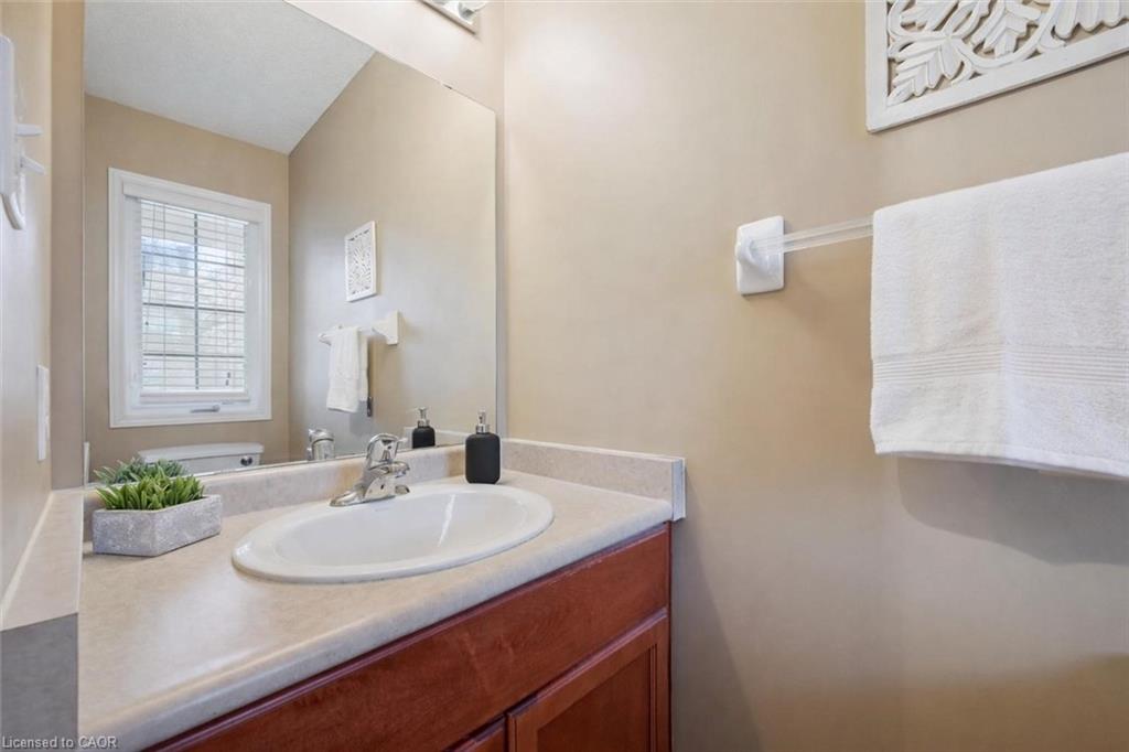 38-210 Dawn Avenue Property Photo 5