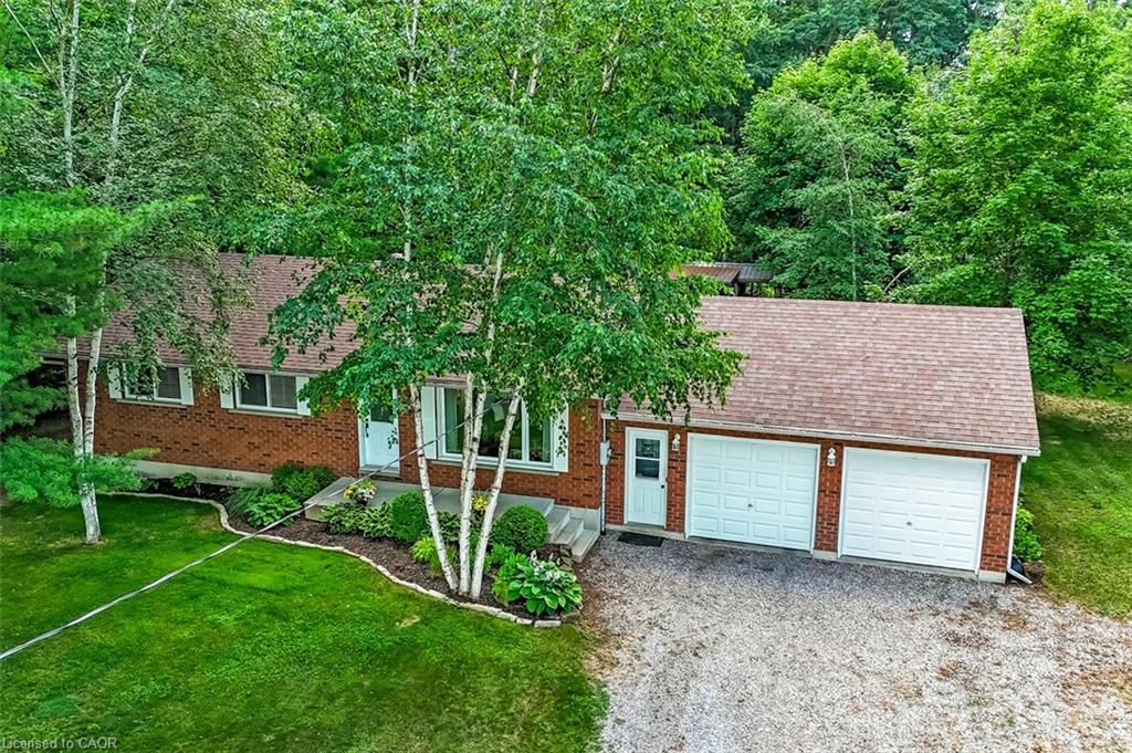 1040 Vittoria Road Property Photo 1